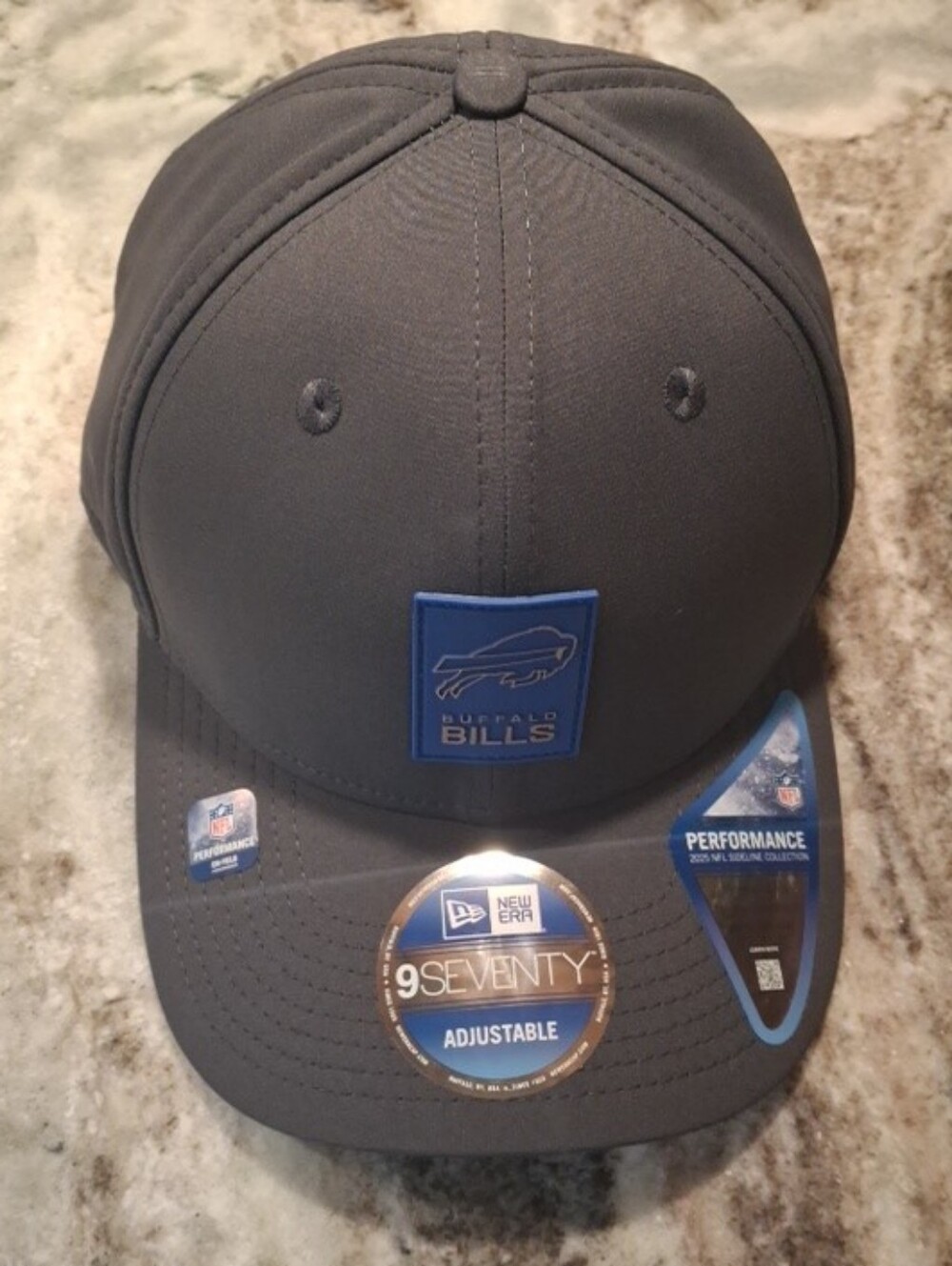 Bills Gray New Era Snapack 2025 NFL Performanxe Sideline Collection